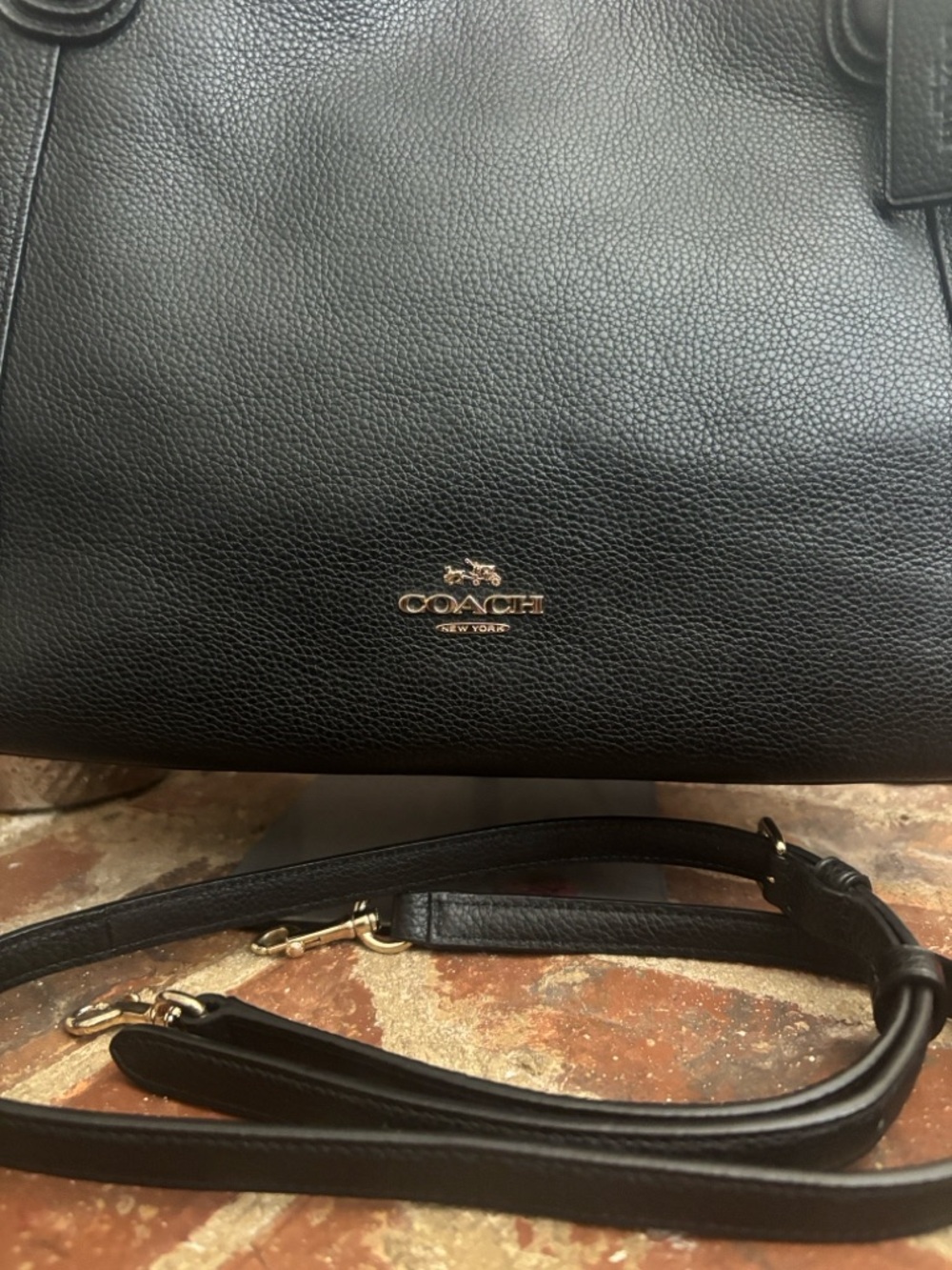 Coach Black Pebbled Leather Hobo Bag with Gold Hardware - Picture 3 of 7